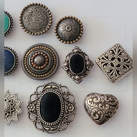 Vintage LOT 14 Snap Open Button Covers Star Moon Heart and more designs - Picture 6 of 16